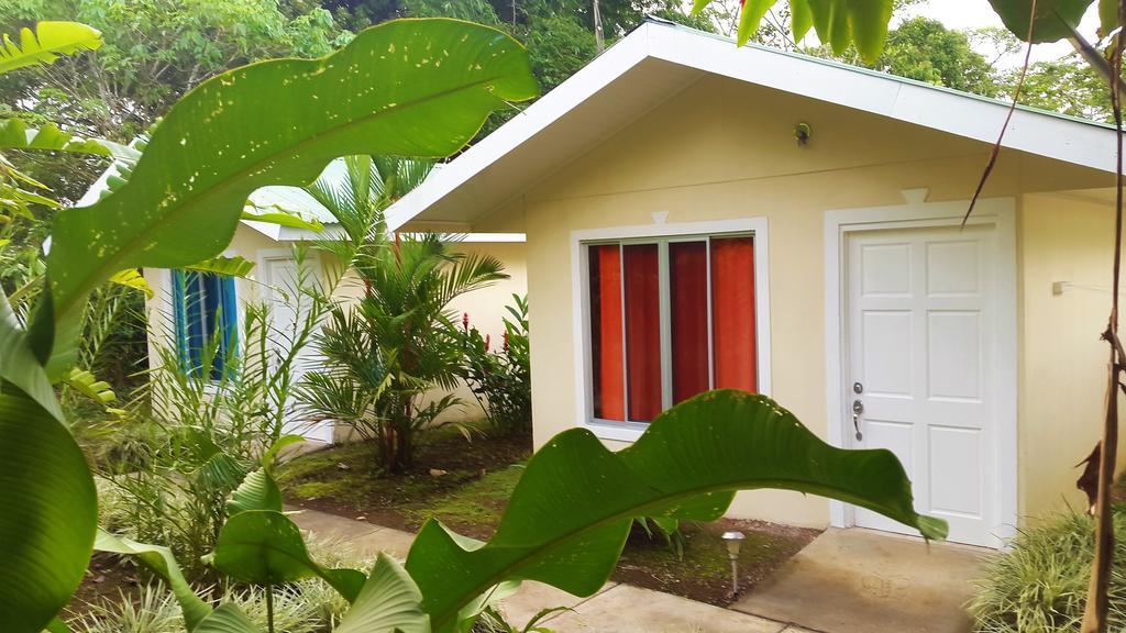 Tropical Paradise Bungalows Pital  Buitenkant foto